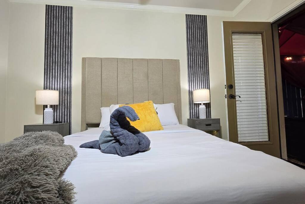Modern Galleria Gem Private Jacuzzi 3 Br Houston Exterior foto